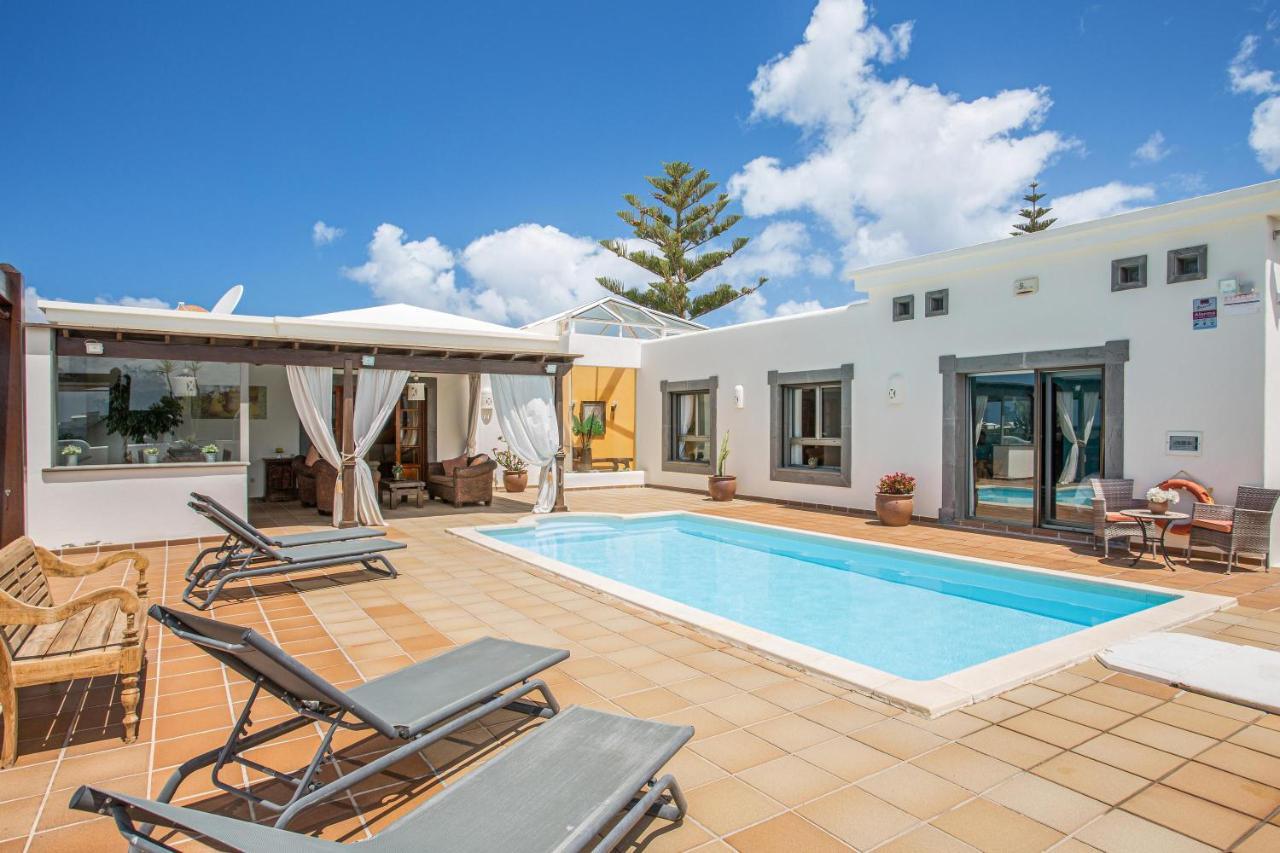 Villa Capricho Playa Blanca  Exteriör bild