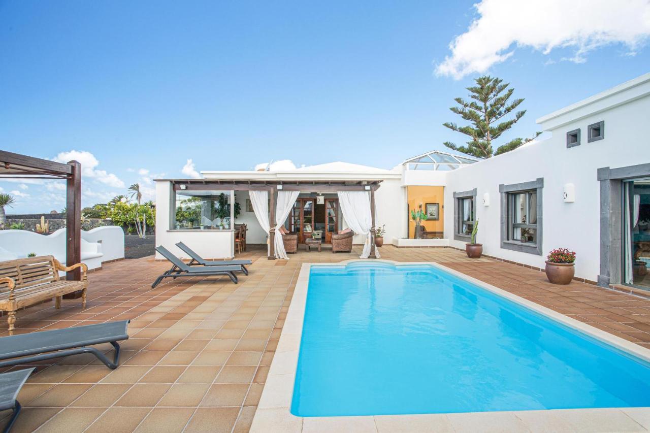 Villa Capricho Playa Blanca  Exteriör bild